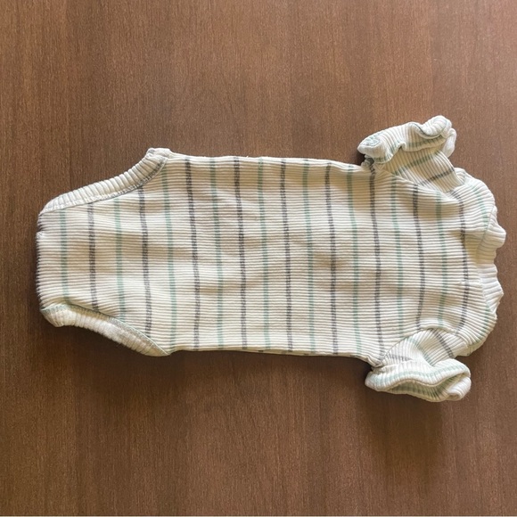 RZ by Rachel Zoe Striped Cream/gray/green Kids Onesie w/cuffed sleeve  6-9 mo - Picture 3 of 8